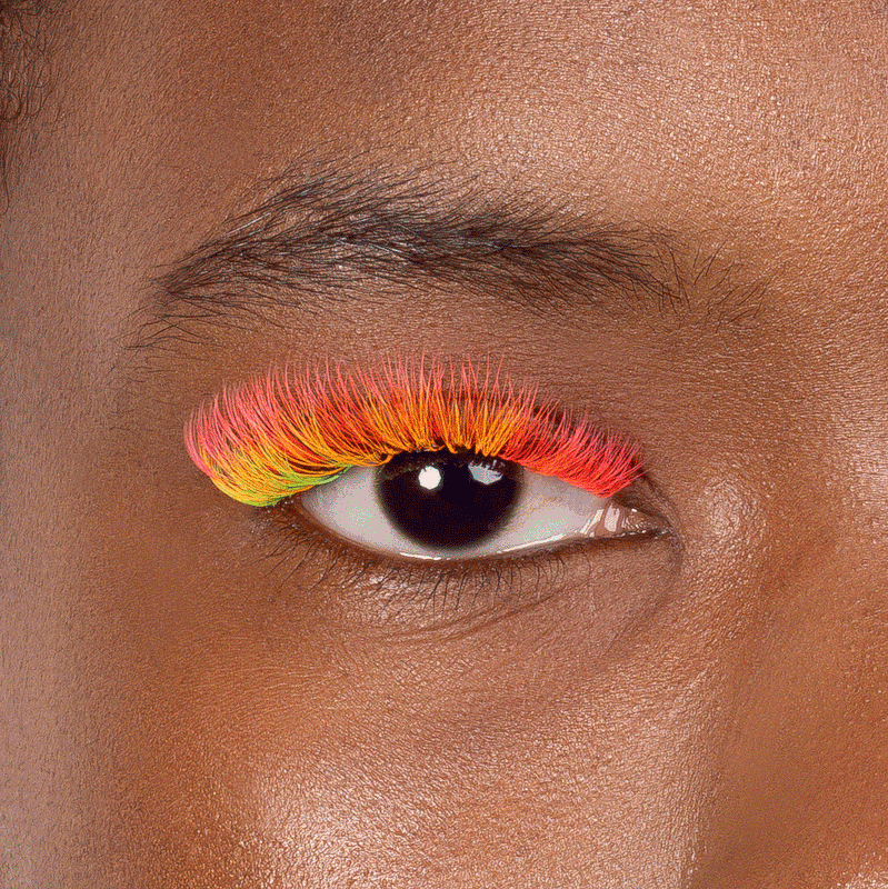 Œil de la modèle portant des cils Cils Faux Mink Néon Volume 0.07