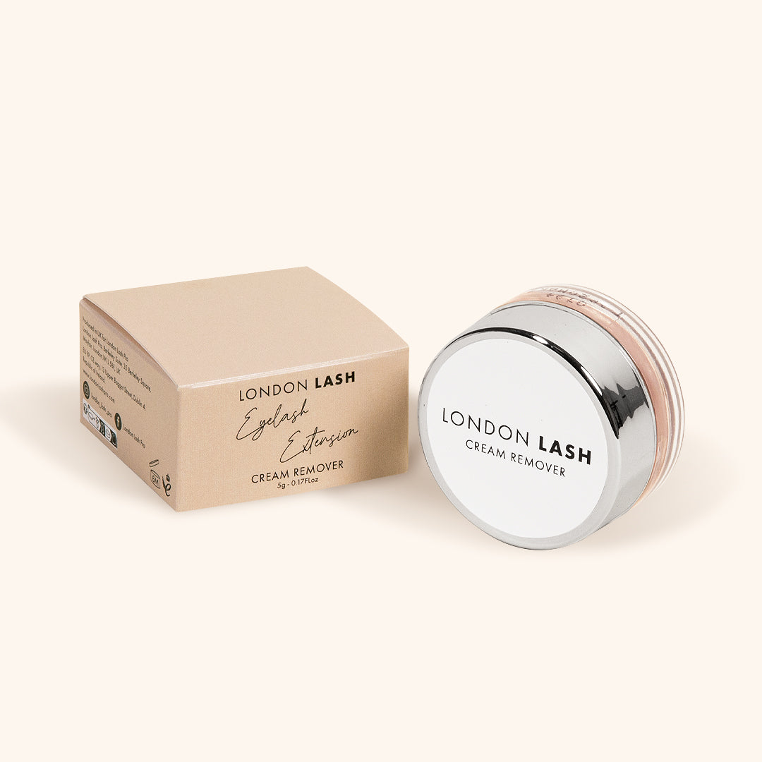 dissolvant crème extensions de cils London Lash dans un pot avec emballage.