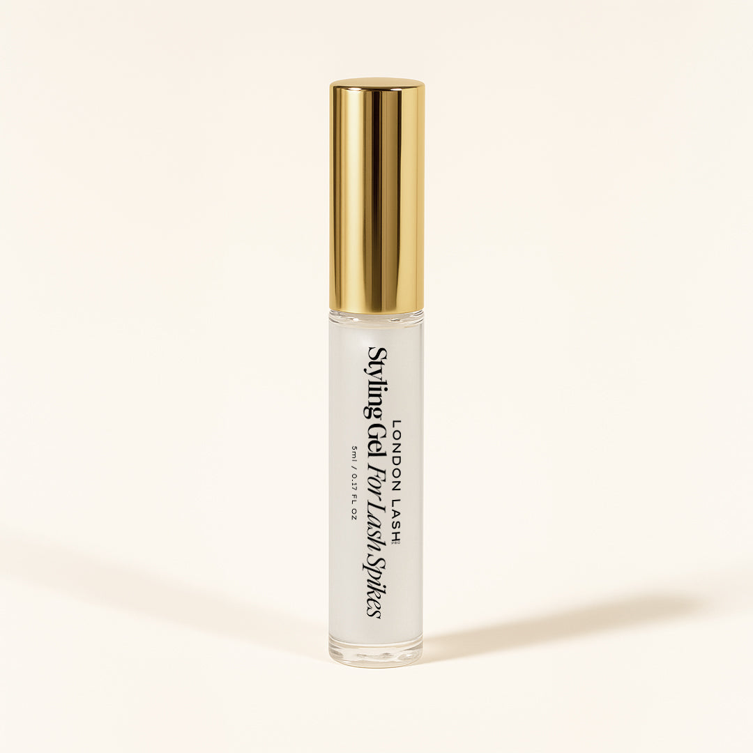 Gel Coiffant 2-en-1 pour un effet Spikes sur les Cils