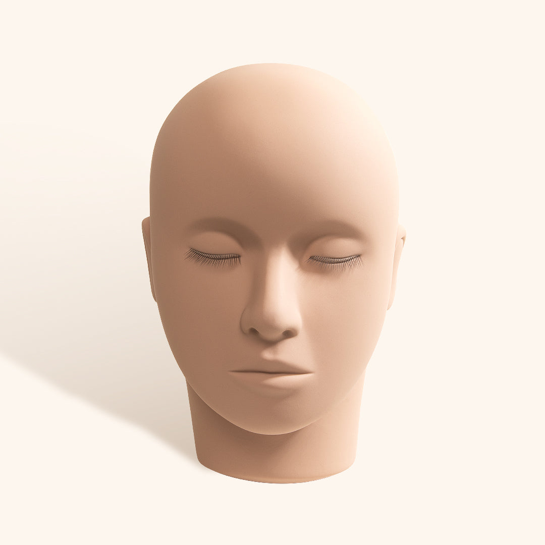 Tête d'entraînement, pose de cils, Volume Russe, extension de cils, cils, cil a cil, extension cils, extension de cils volume russe, extension de cils naturel , extensions de cils,